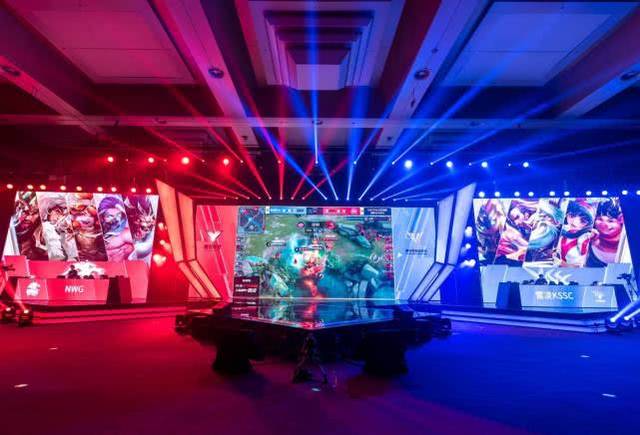 Yagao ：现在才2000杀有点慢了 希望队友多让点头给我